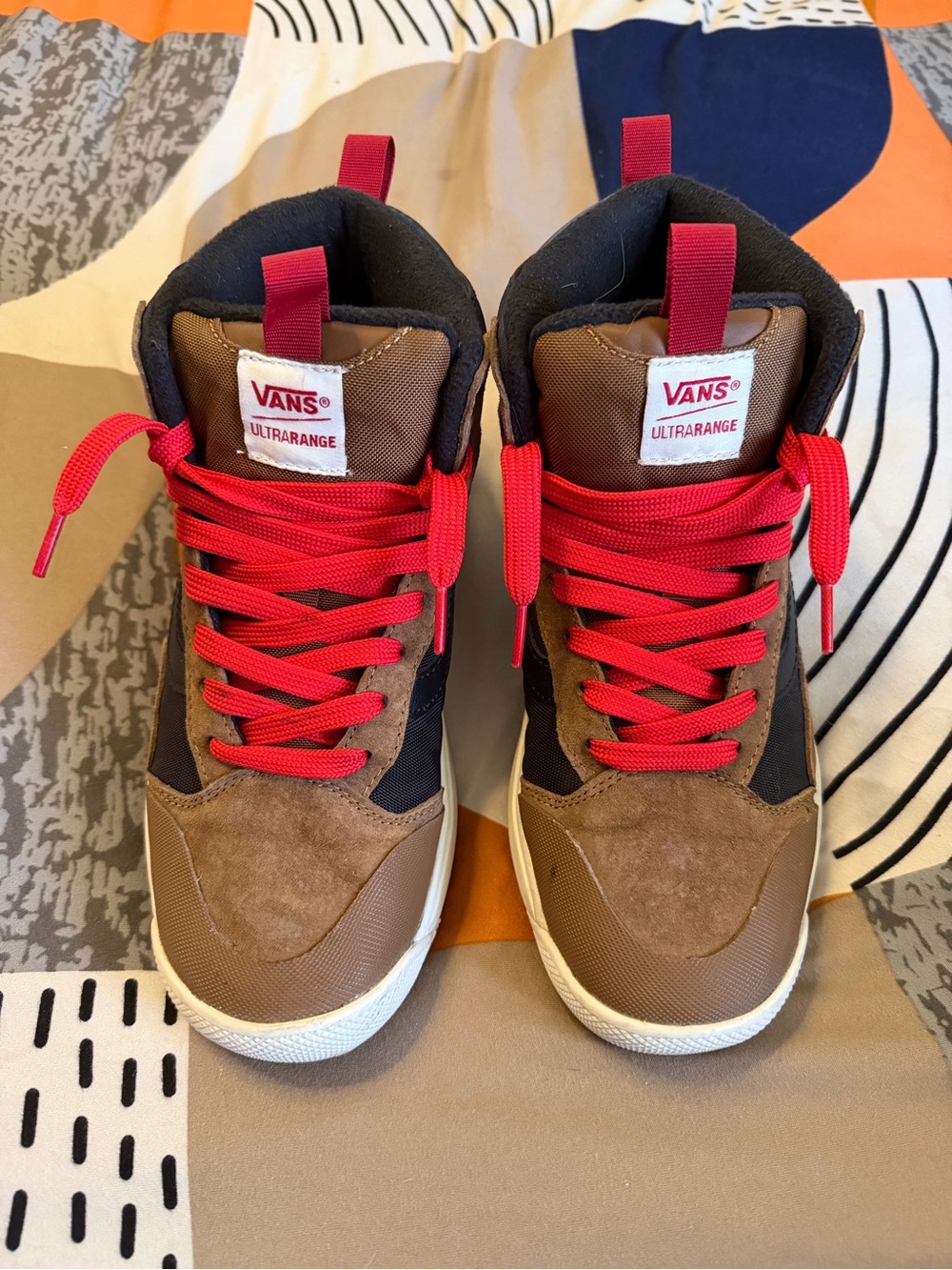 Vans Ultrarange Men's Brown and Black High-Top Sneakers with Red Laces